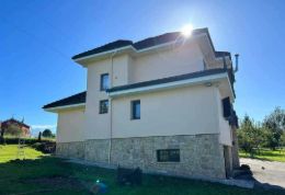Reforma integral de vivienda - Acabados profesionales